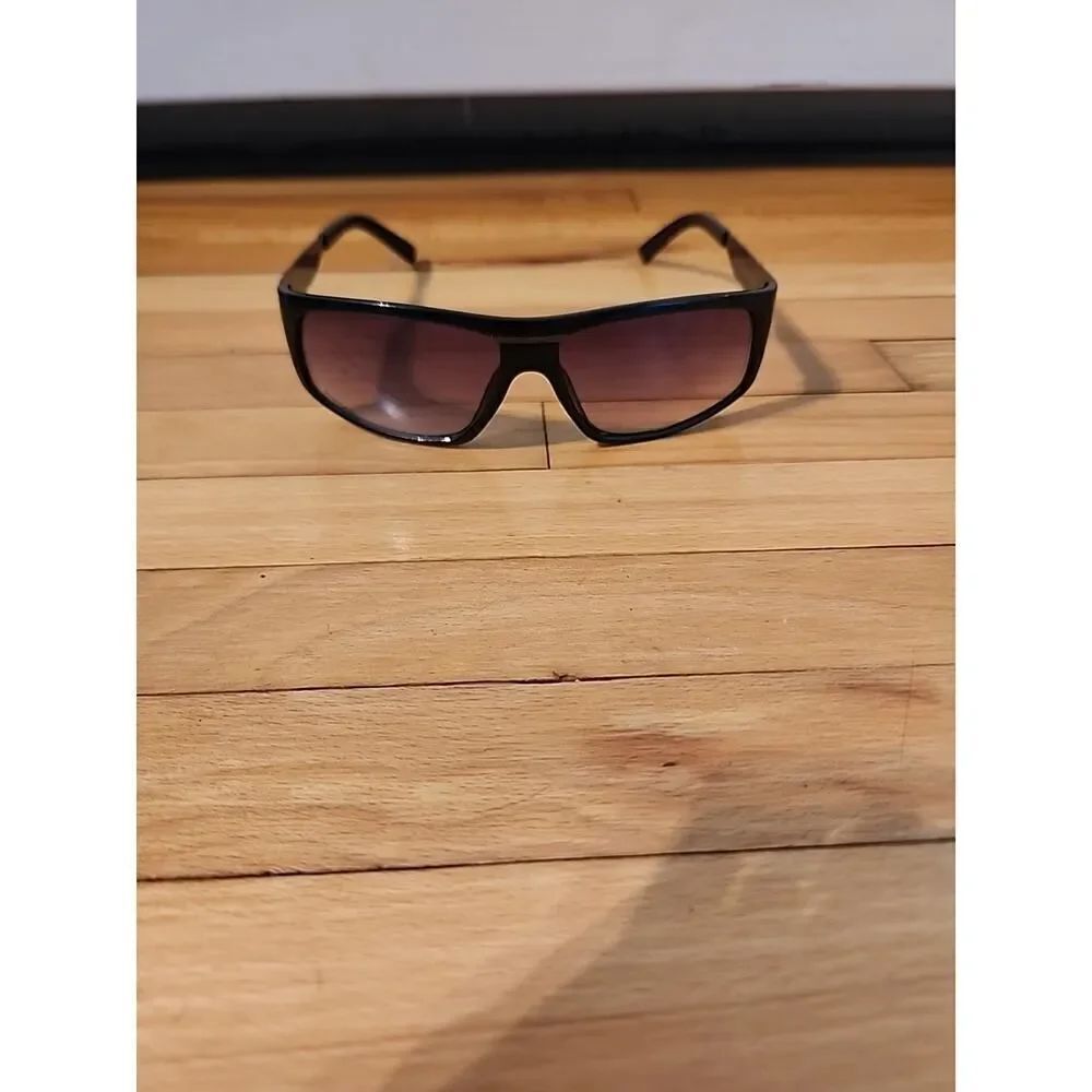 Porpoise Men's Sunglasses UV Protection Black Stylish Sleek